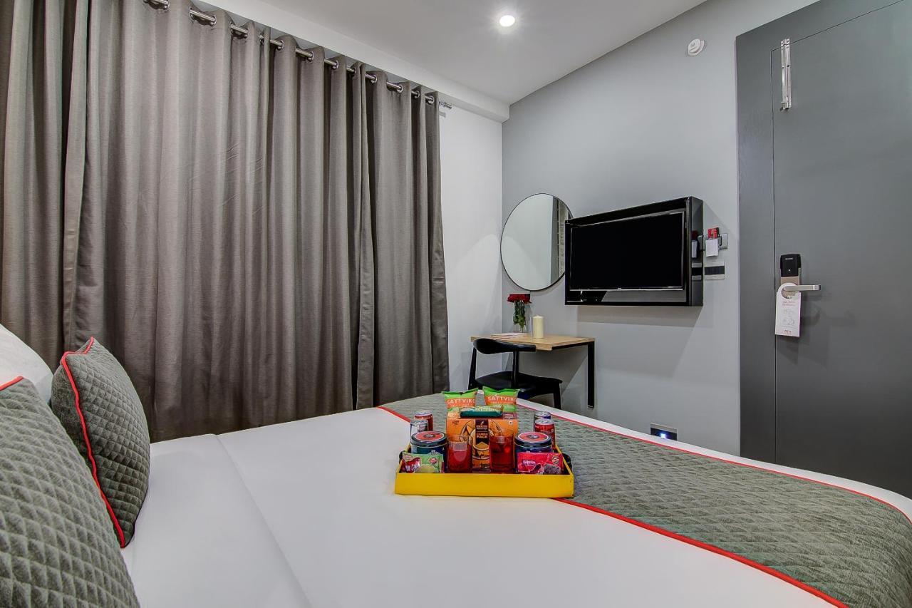 Super Townhouse Global Village Tech Park Near Kengeri Bus Terminal Metro Station Bangalore Exterior photo